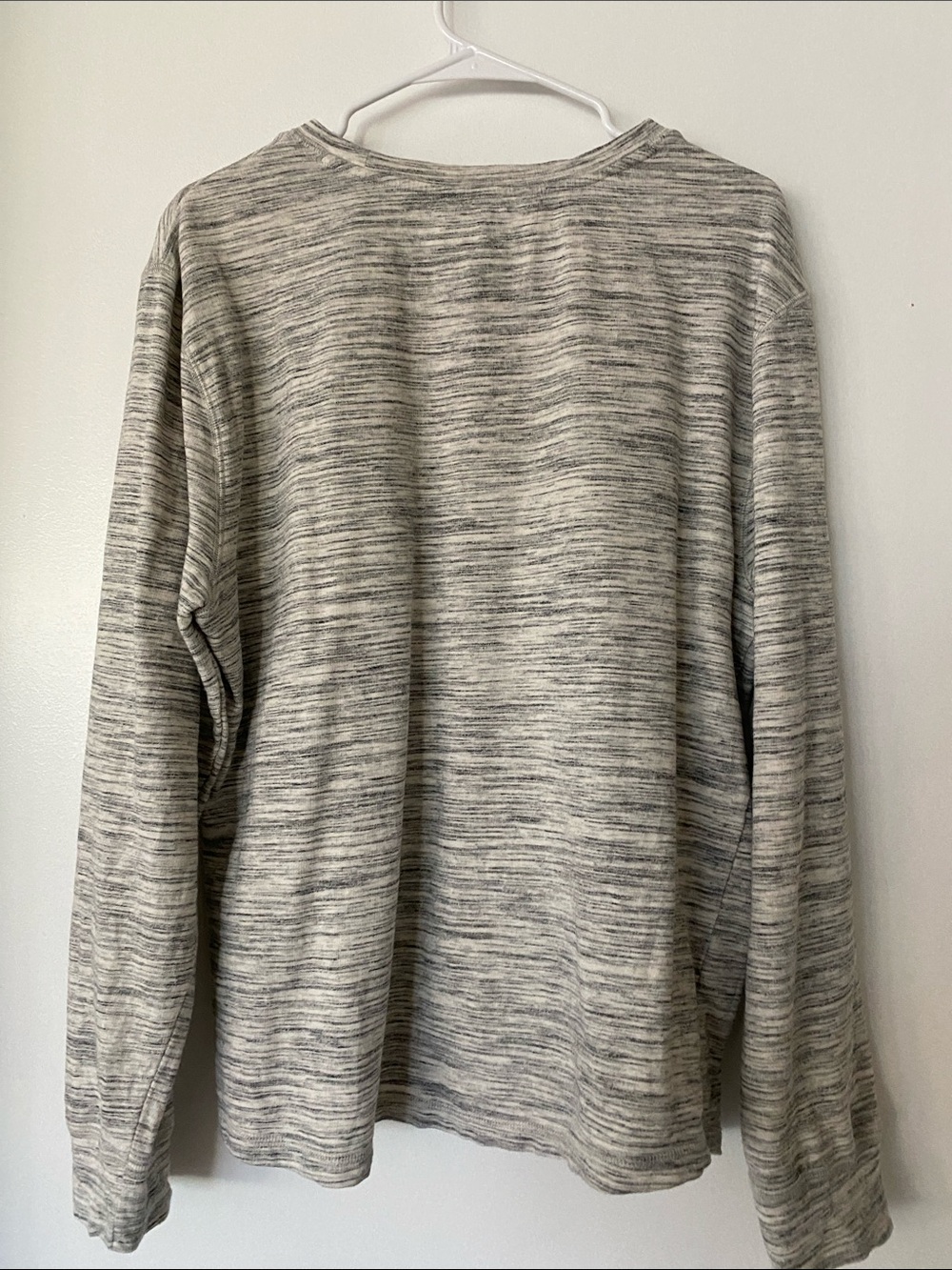 Liverpool Crewneck - Picture 3 of 3